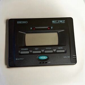 Seiko ST757 Black and Gray Chromatic Tuner